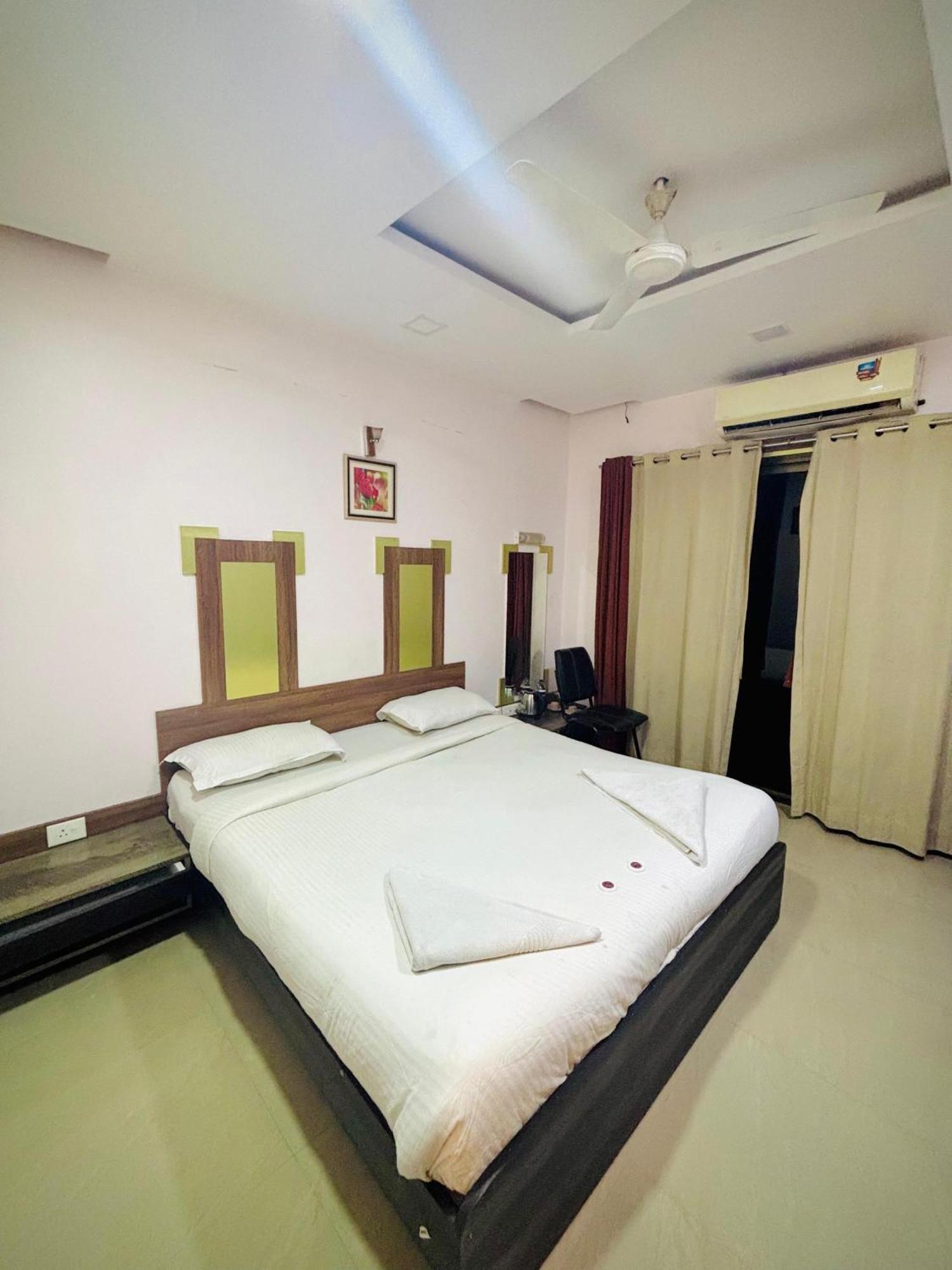 Hotel Laxmi Residency Lonavala Extérieur photo