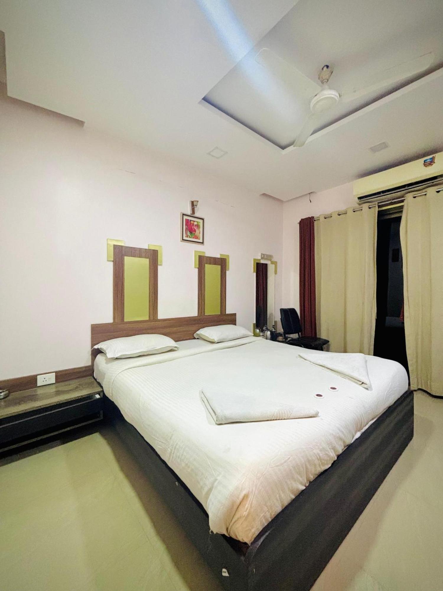Hotel Laxmi Residency Lonavala Extérieur photo