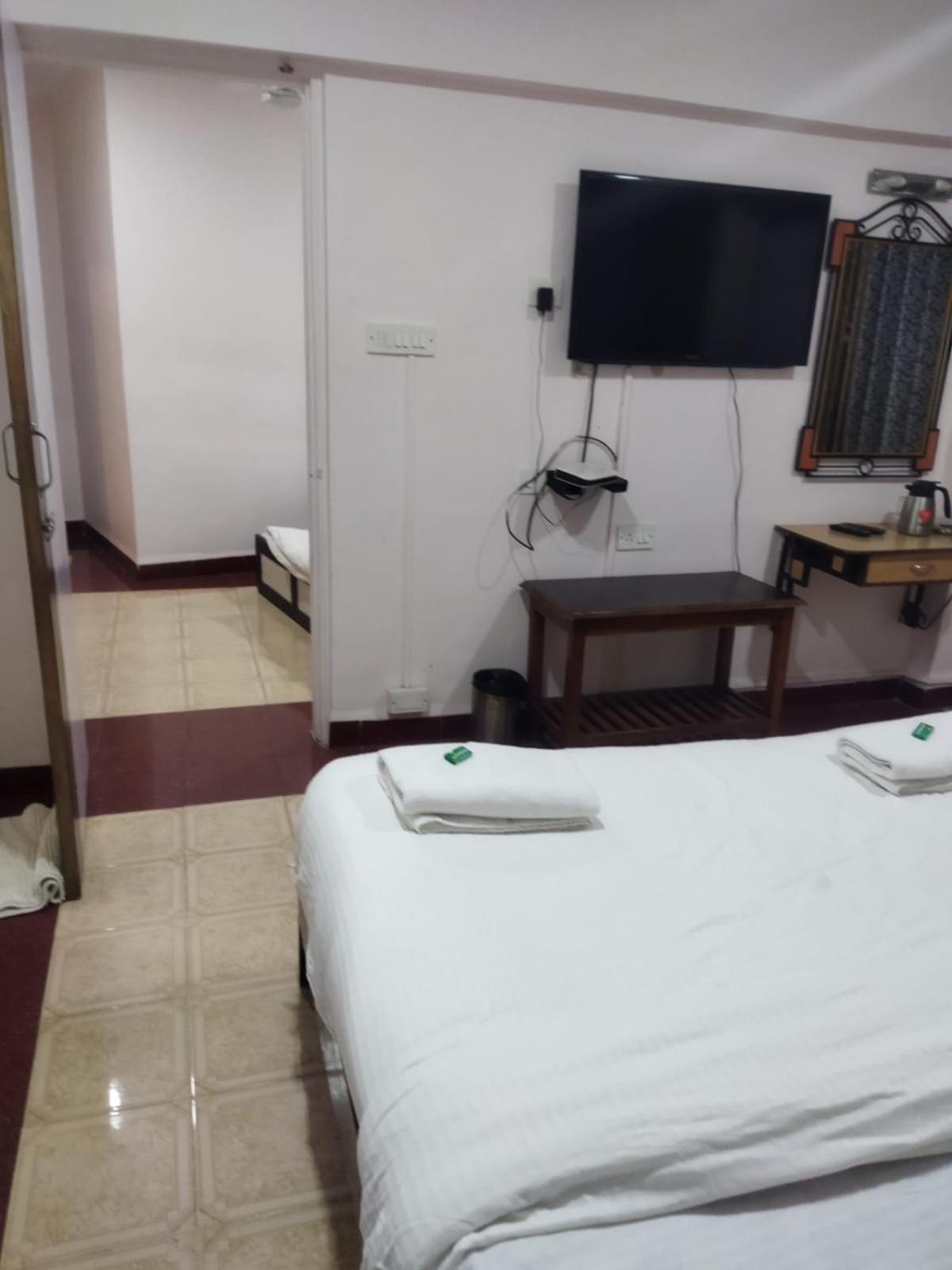 Hotel Laxmi Residency Lonavala Extérieur photo